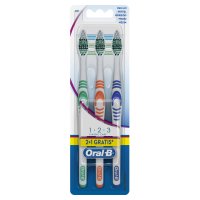 Oral-B 1-2-3 Classic Care 40 Spazzolino Setole Medie 3 Pezzi