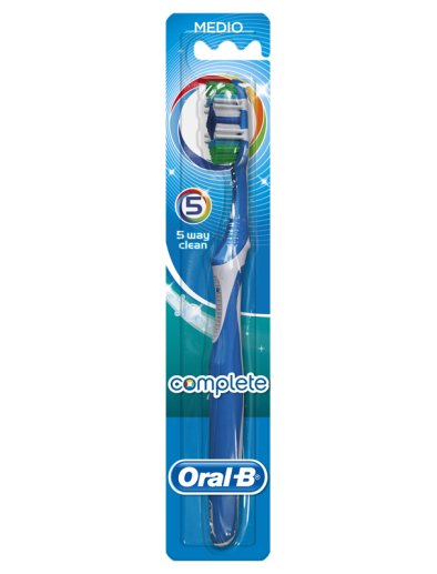 ORALB COMPLETE 5 IN 1 SPAZZOLINO MEDIO TESTINA 40 MM